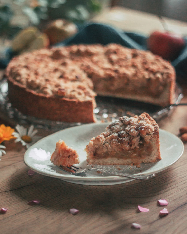 Veganer Apfelkuchen mit Dinkelmehl